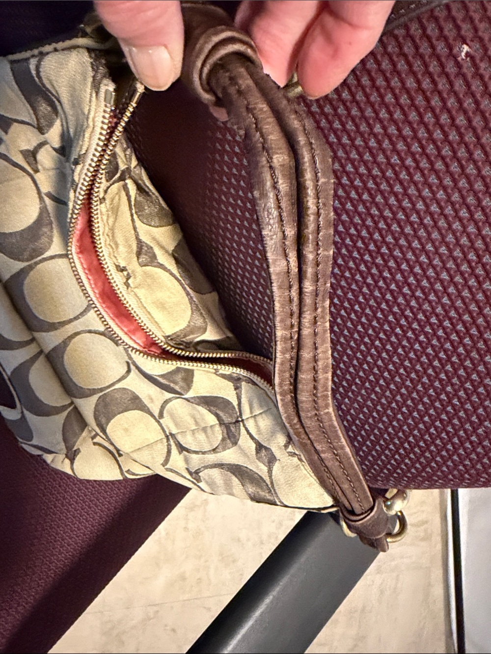 Coach Tan/Brown Signature Canvas Shoulder Bag with Leather Trim - Picture 5 of 7
